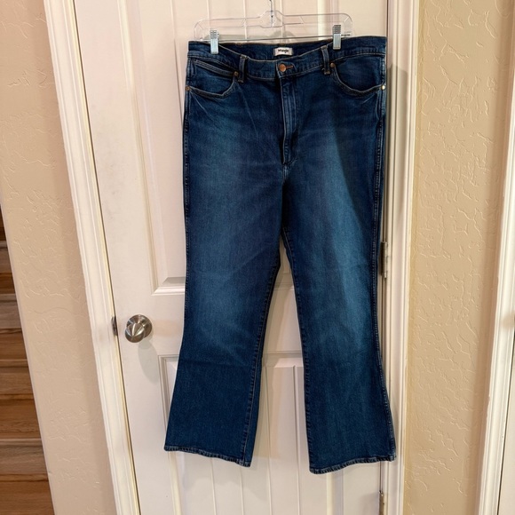Wrangler Denim - Wrangler Dark Blue Flare Women's Jeans 12/14